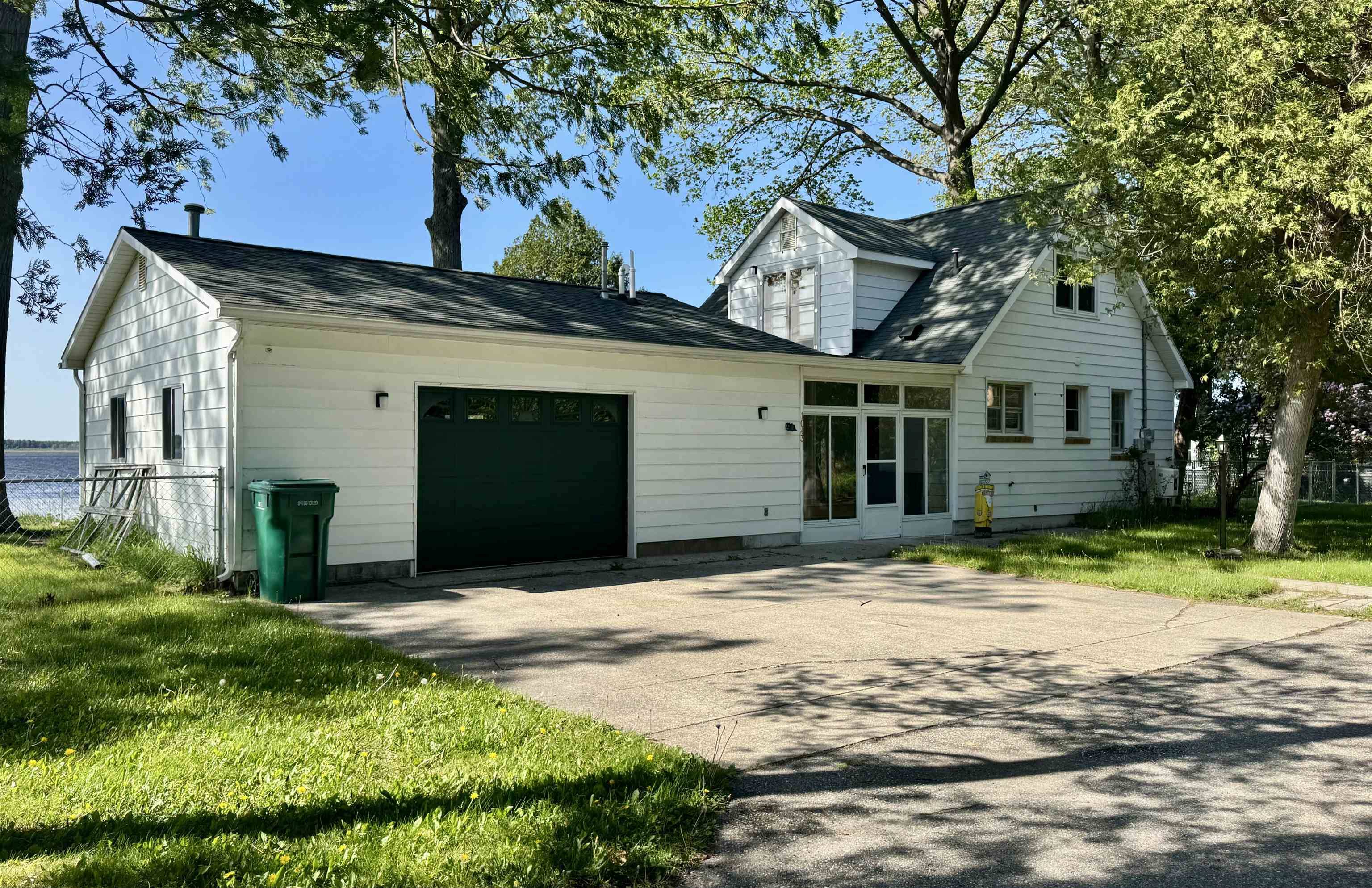1043 Cranberry Pike, East Tawas, MI 48730