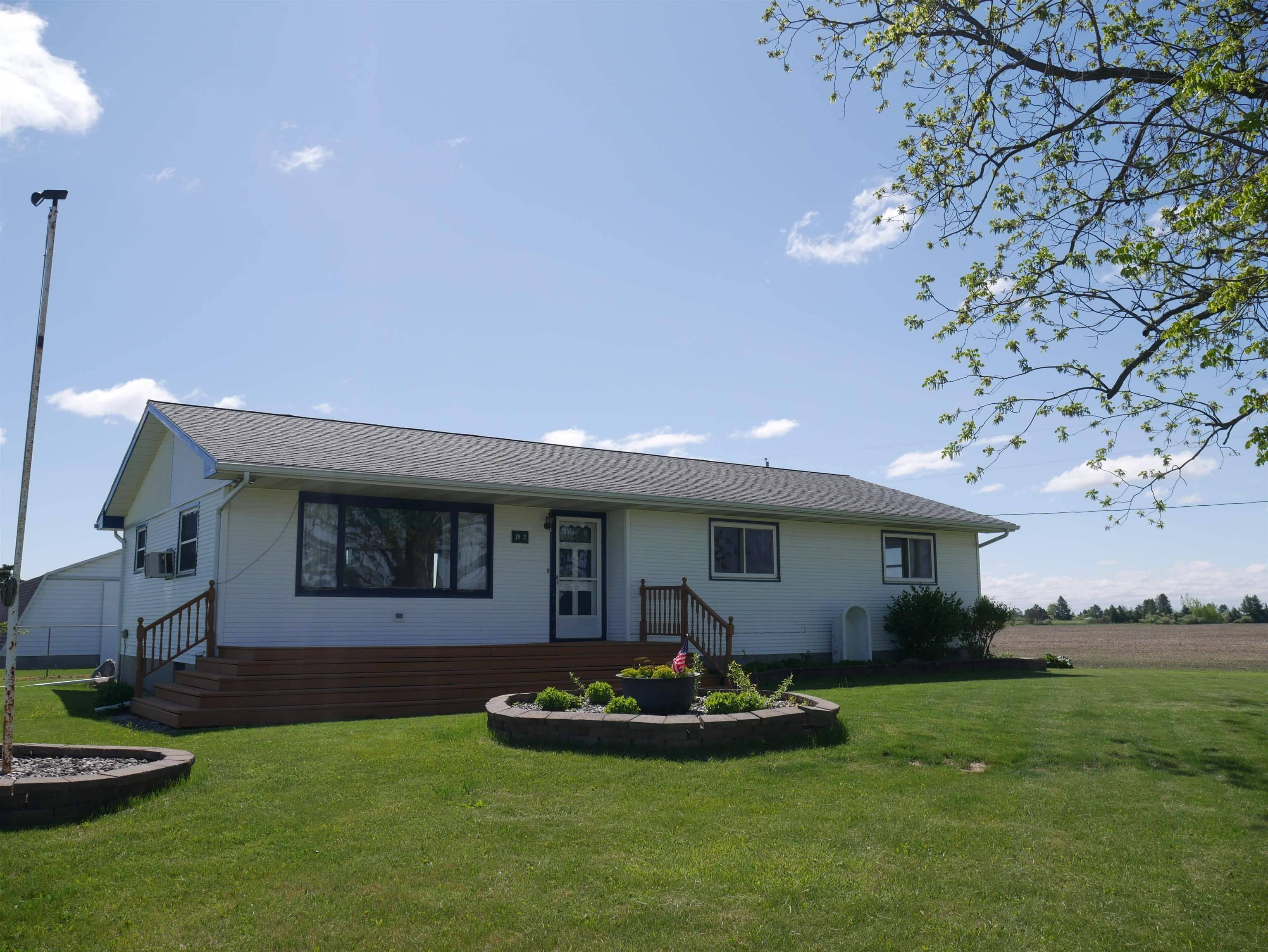Pinconning, MI 48650,1992 N 7 Mile Road
