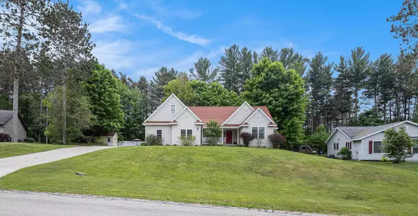 779 Chickadee Lane,  Kingsley,  MI 49649