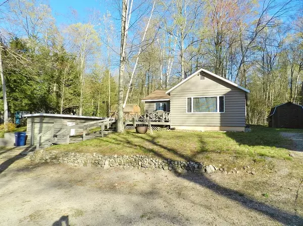 Maple City, MI 49664,8769 S Dunns Farm Road