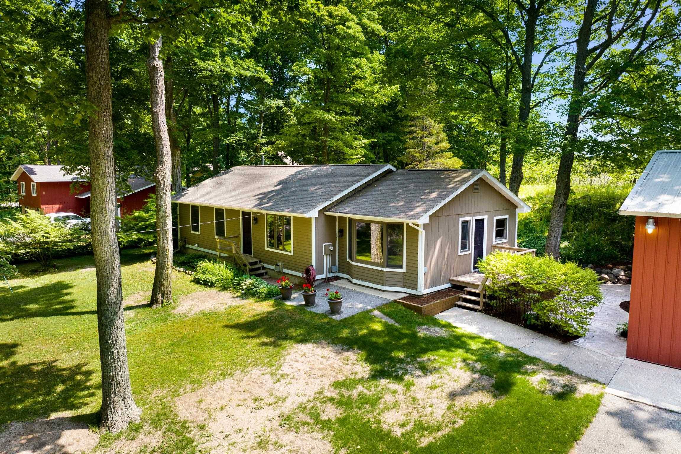 Suttons Bay, MI 49682,12310 E Lovers Lane