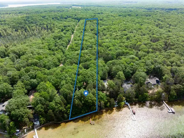 5692 Lakeview, Interlochen, MI 49643