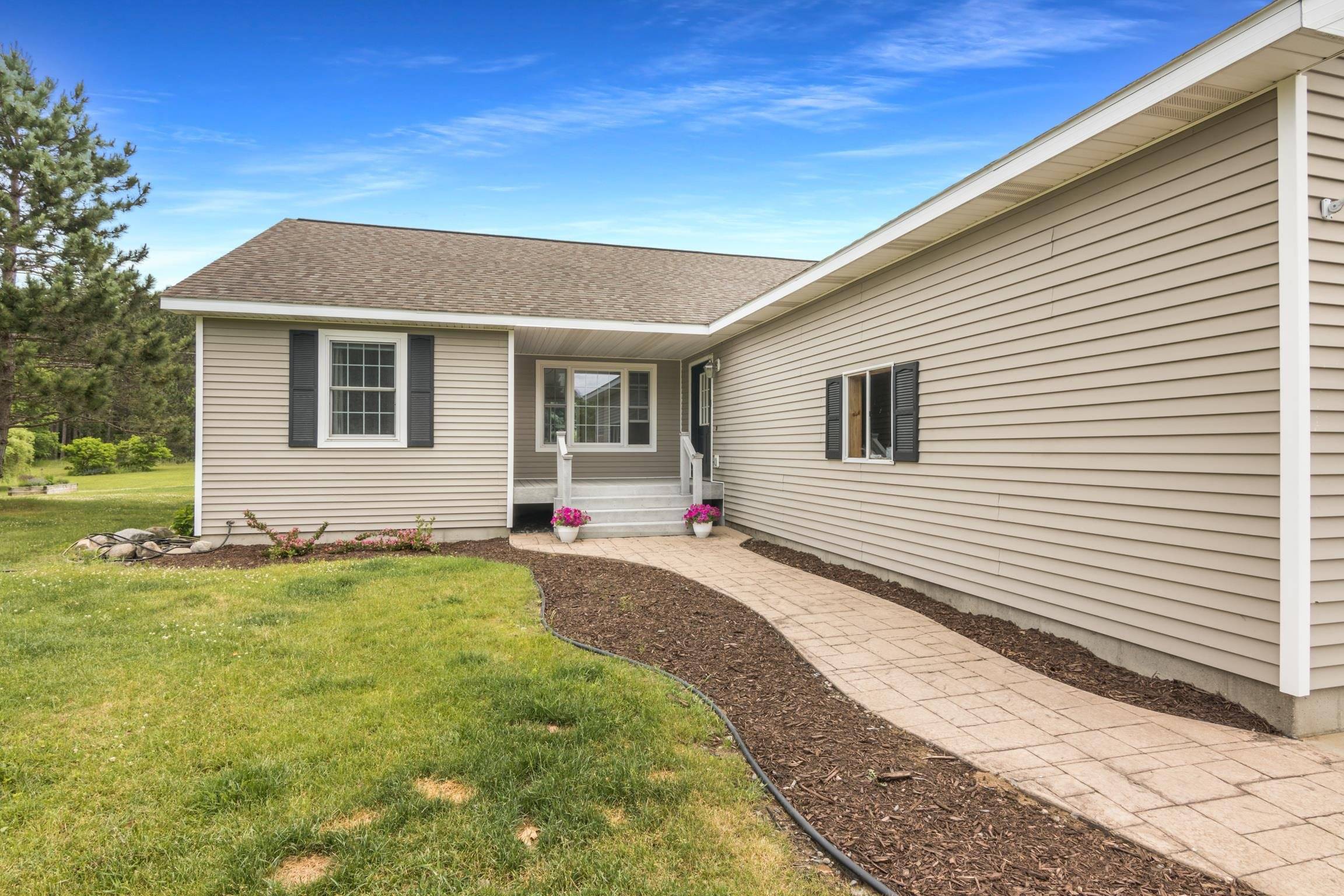 Lake Ann, MI 49650,6886 Windwood Drive