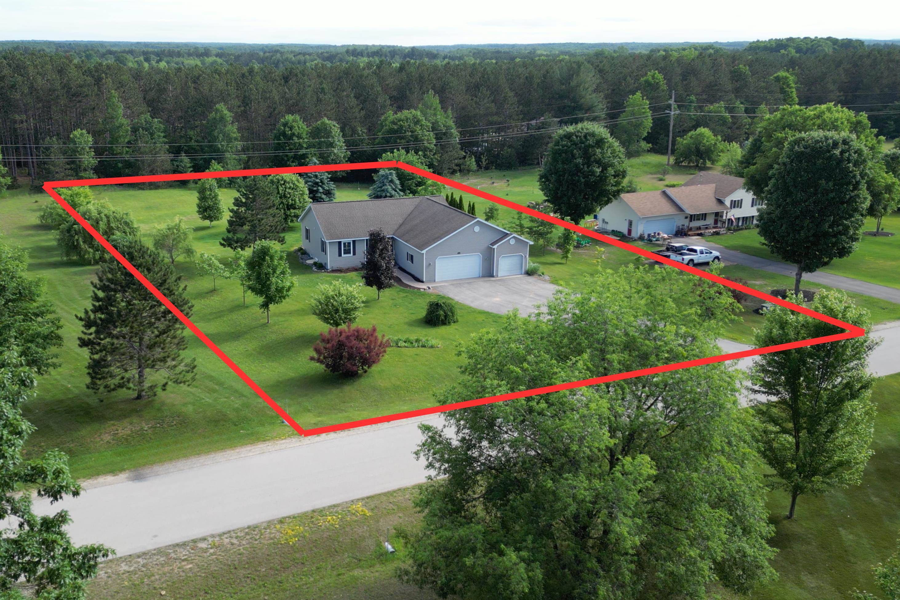 Lake Ann, MI 49650,6886 Windwood Drive