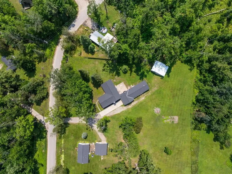 7726 Lake, Alanson, MI 49706