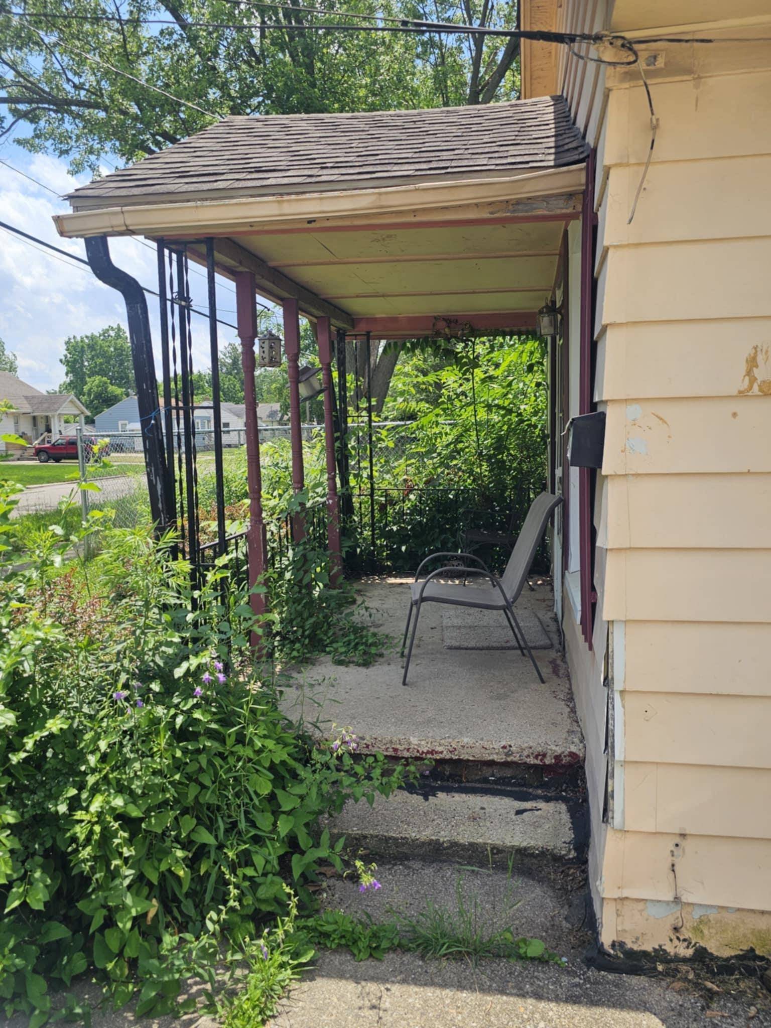 Flint, MI 48503,1318 Knapp Road