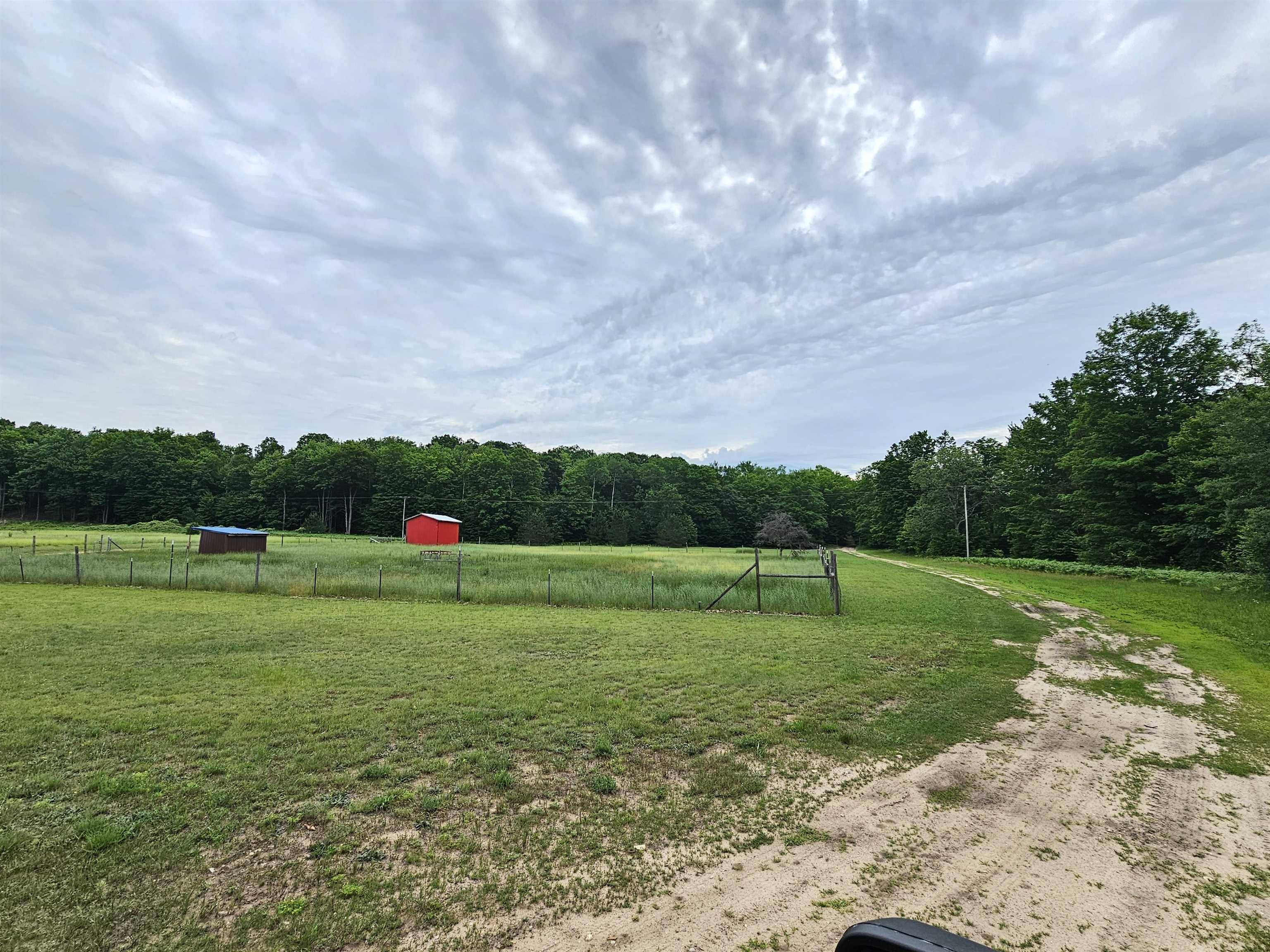 Mesick, MI 49668,3815 N 3 1/2 Road