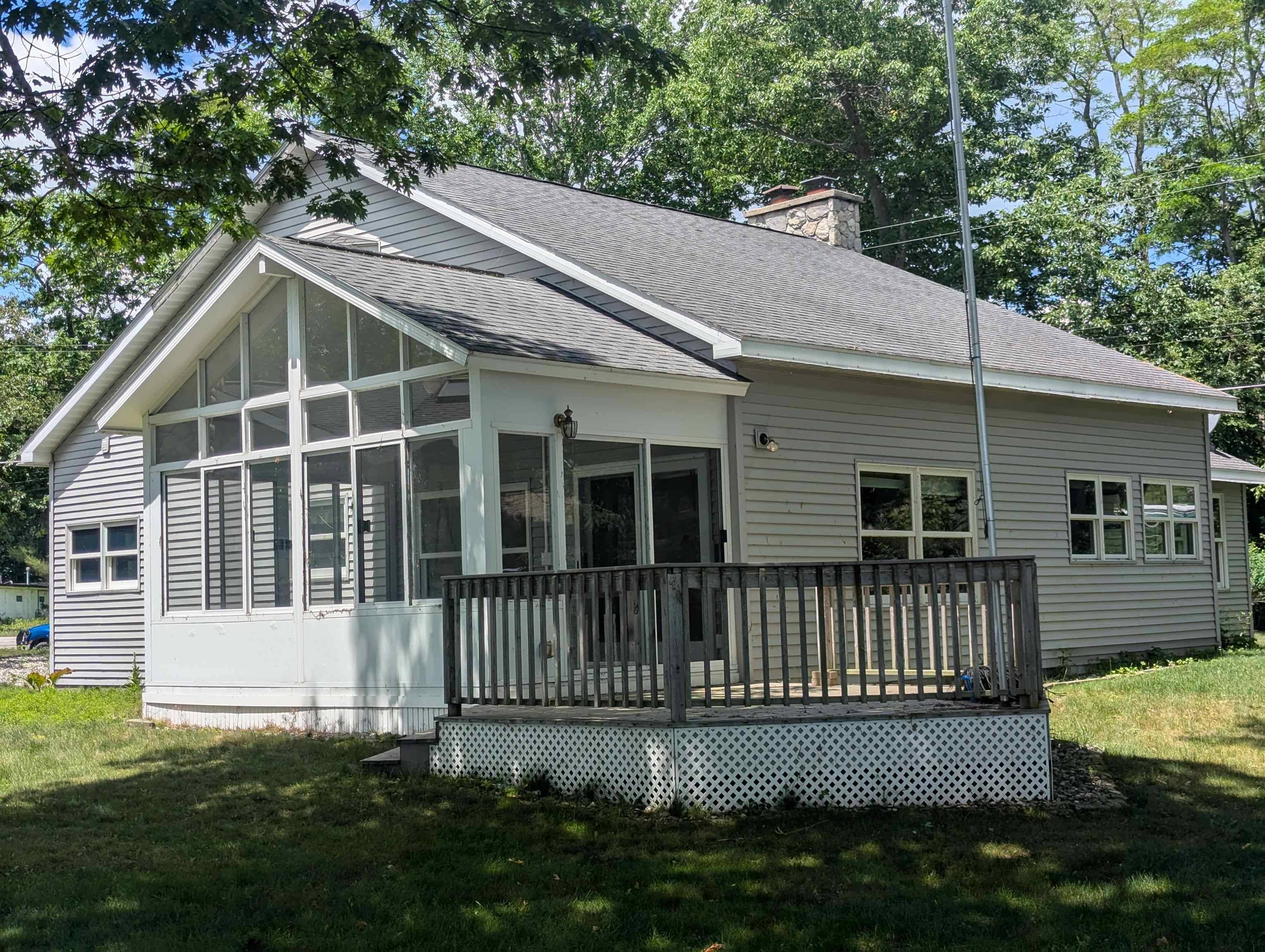 Au Gres, MI 48703,122 N Huron Road