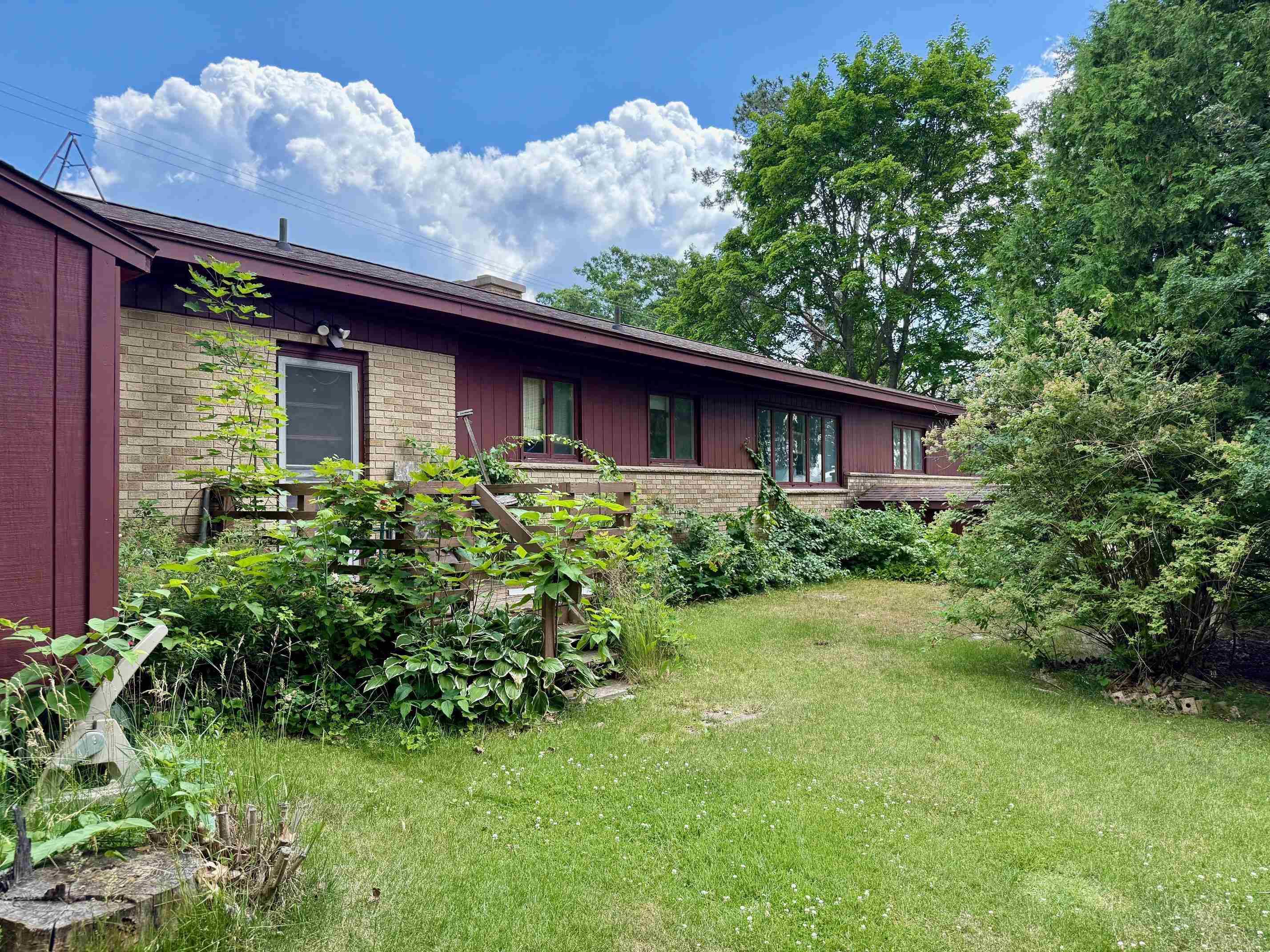 Lake City, MI 49651,321 N Front Street
