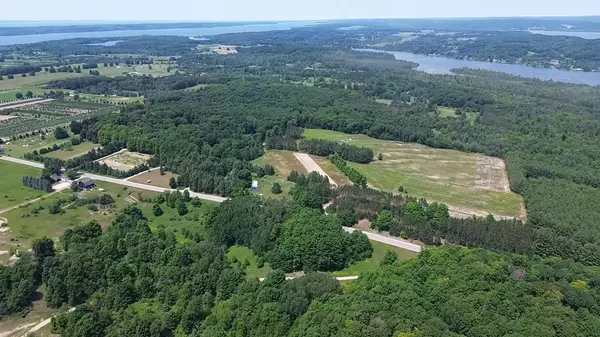 7275 Alden Highway,  Bellaire,  MI 49615