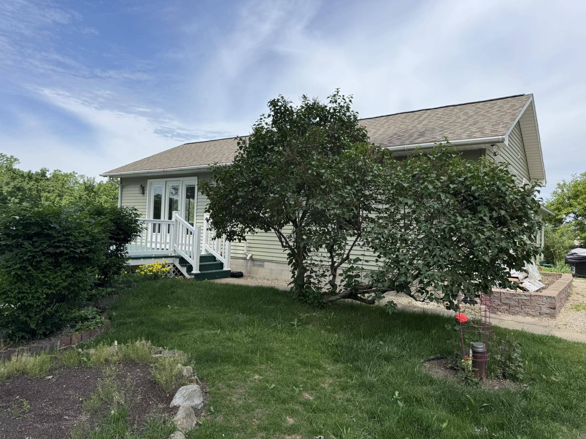Alden, MI 49612,10311 SE Torch Lake Drive