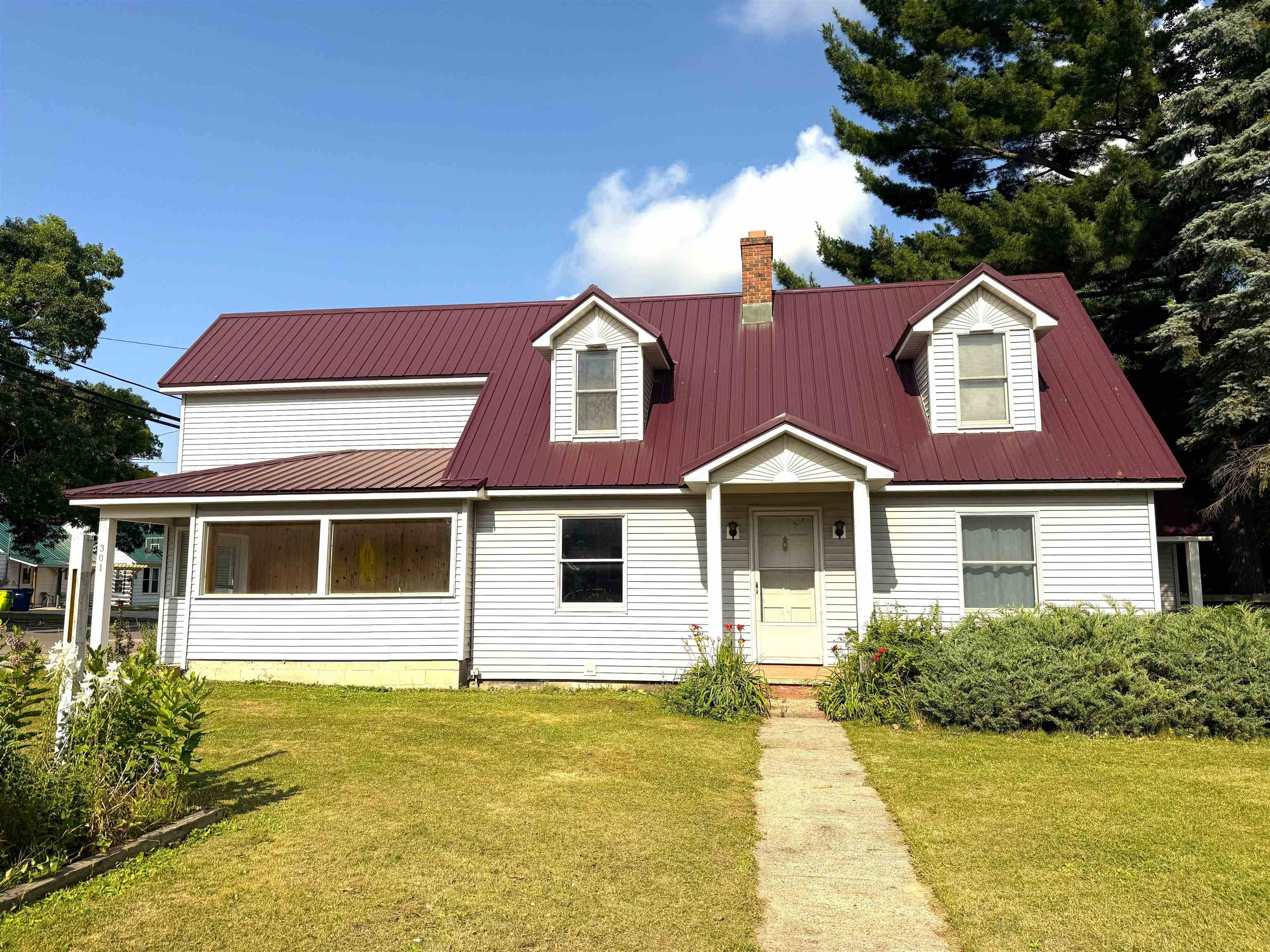 301 N Main Street, Lake City, MI 49651