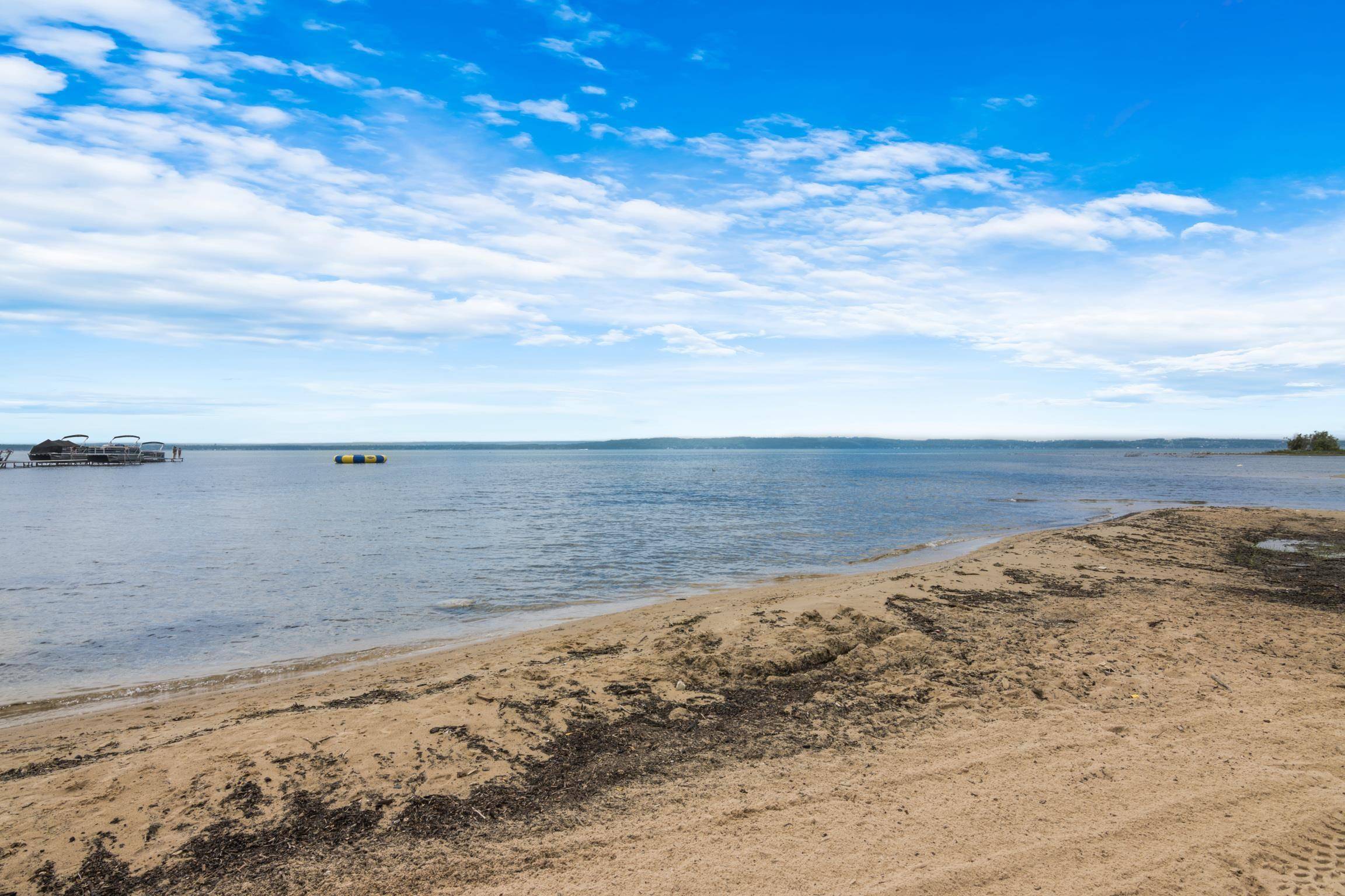 Williamsburg, MI 49690,5584/5585 Creeks Crossing