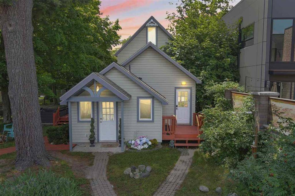 120 N Oak, Traverse City, MI 49684