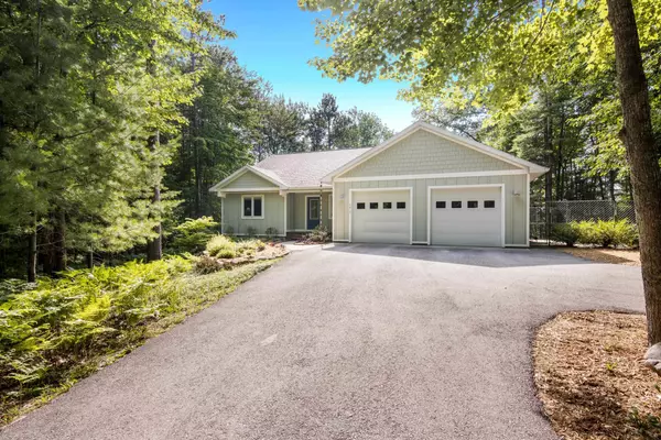 Traverse City, MI 49696,4810 N Indian Lakes Trail