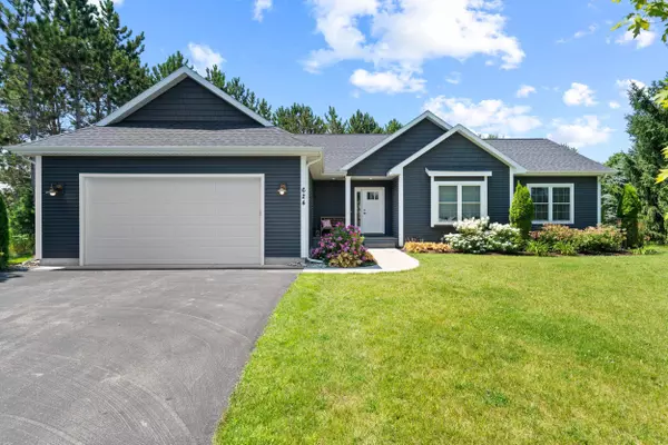 Traverse City, MI 49685,624 Village Court