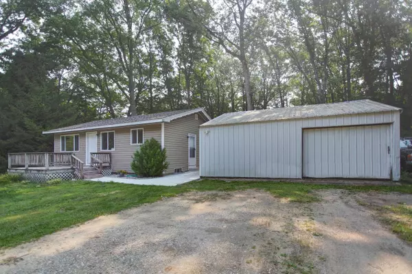 Interlochen, MI 49643,7143 Karlin Road