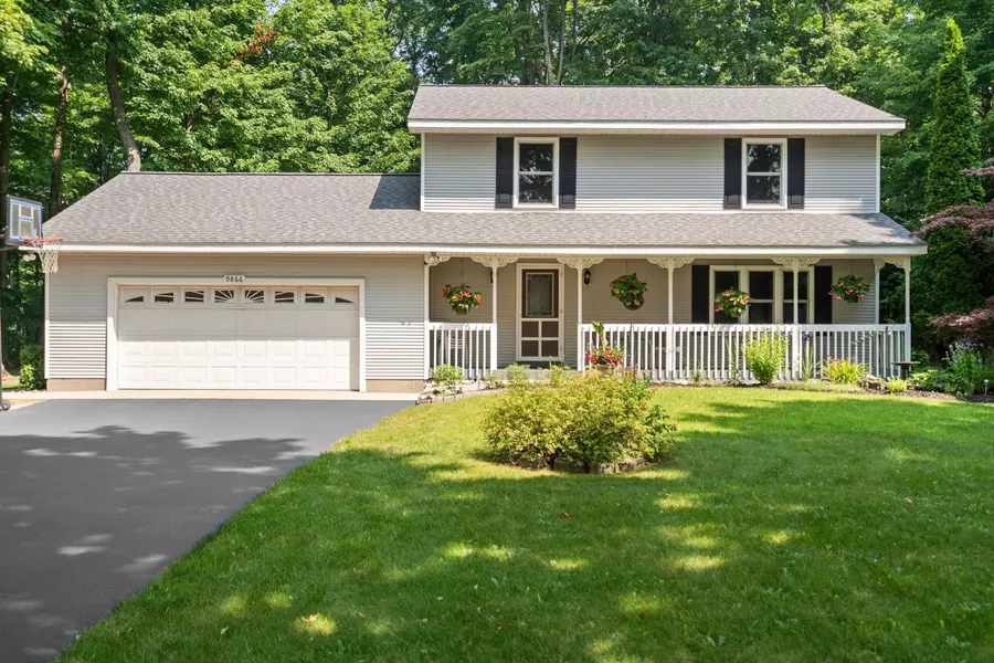 9866 Bobbys Trail, Traverse City, MI 49684