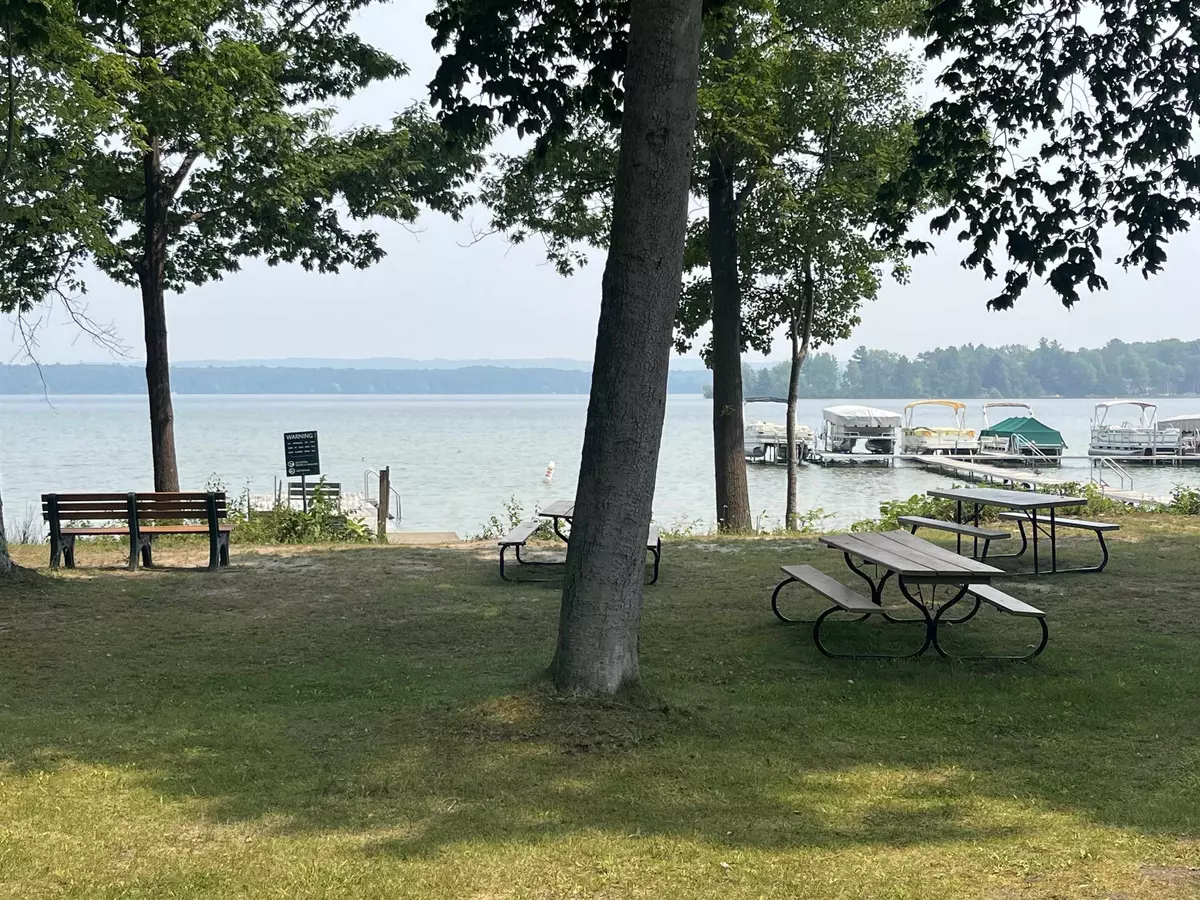 Interlochen, MI 49643,10379 Diamond Park Road