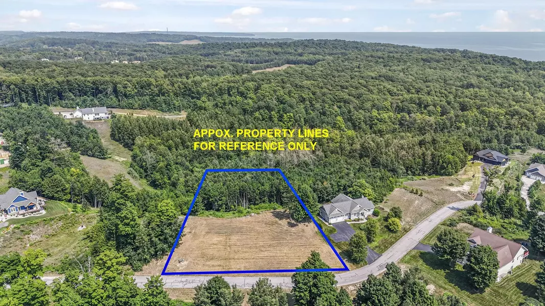 1912 N Blue Water Court, Suttons Bay, MI 49682