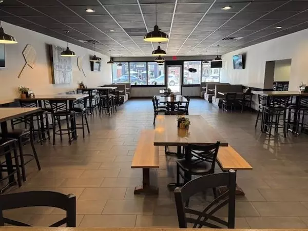 Alma, MI 48801,205/207 E Superior Street