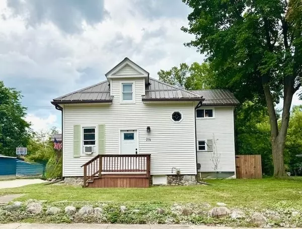 214 Philadelphia Avenue, Alma, MI 48801