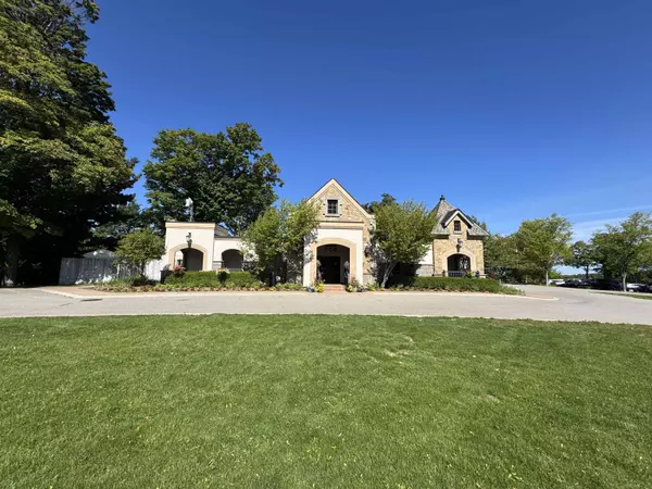 Williamsburg, MI 49690,4843 Prestwick Court