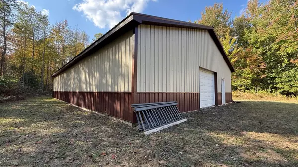 6577 N Magruder Road, Coleman, MI 48618