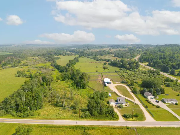 Williamsburg, MI 49690,8325 Hawley Road