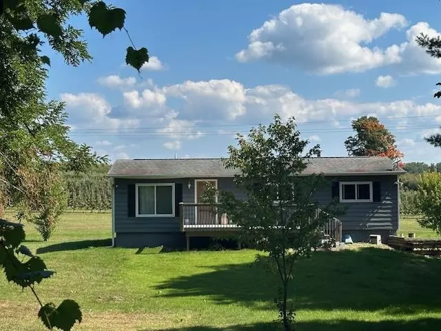 10874 Munro Road, Williamsburg, MI 49690