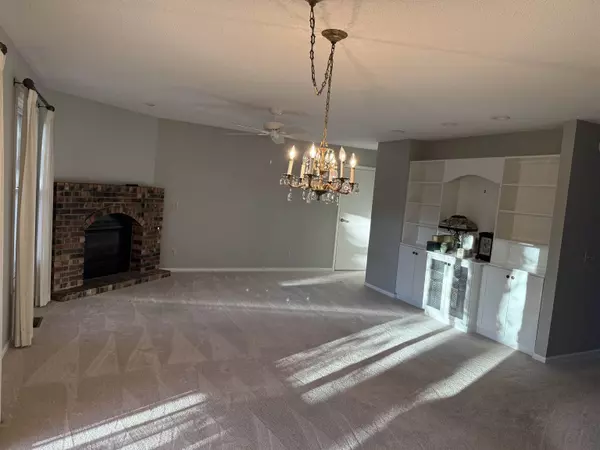 Traverse City, MI 49686,7177 Cherrywood Court