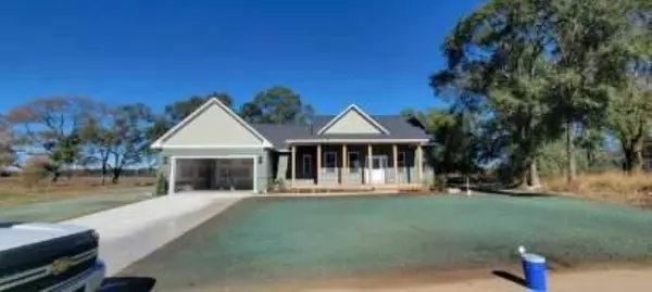 1086 Magnolia Drive,  Traverse City,  MI 49696