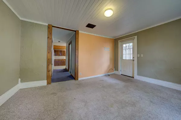 Traverse City, MI 49684,619 Second Street