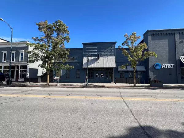 Traverse City, MI 49684,423 S Union Street