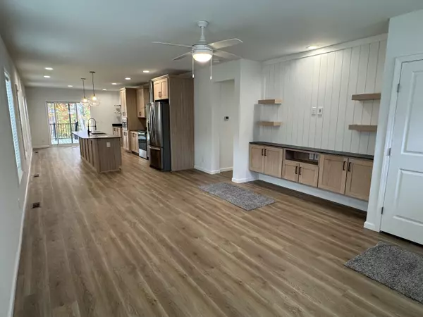 Traverse City, MI 49686,2079 Vista View Drive