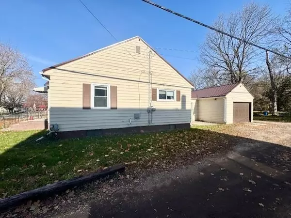 Alma, MI 48801,109 Allen Avenue