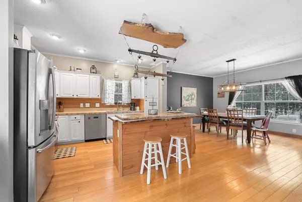 9763 Silny Road, Interlochen, MI 49643