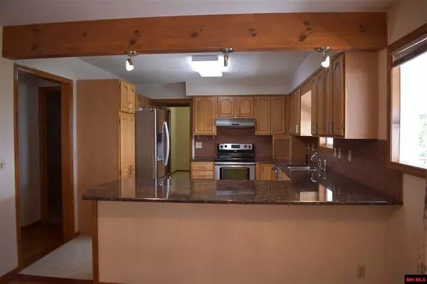 Gamaliel, AR 72537,888 RED BANK ROAD