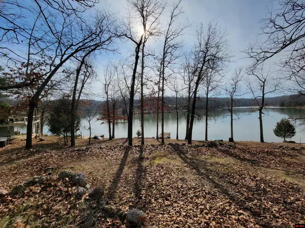 39 E LAKESHORE DRIVE,  Highland,  AR 72542