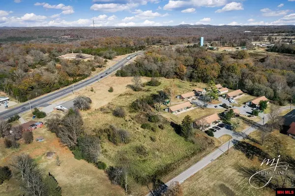 1177 HWY 62, Cotter, AR 72626