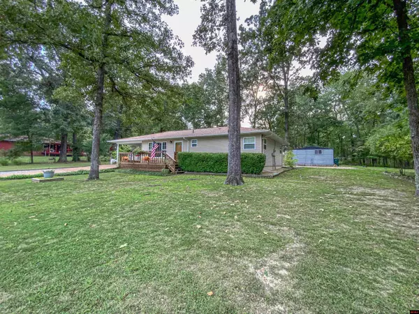 Bull Shoals, AR 72619,107 WHITE RIVER COURT