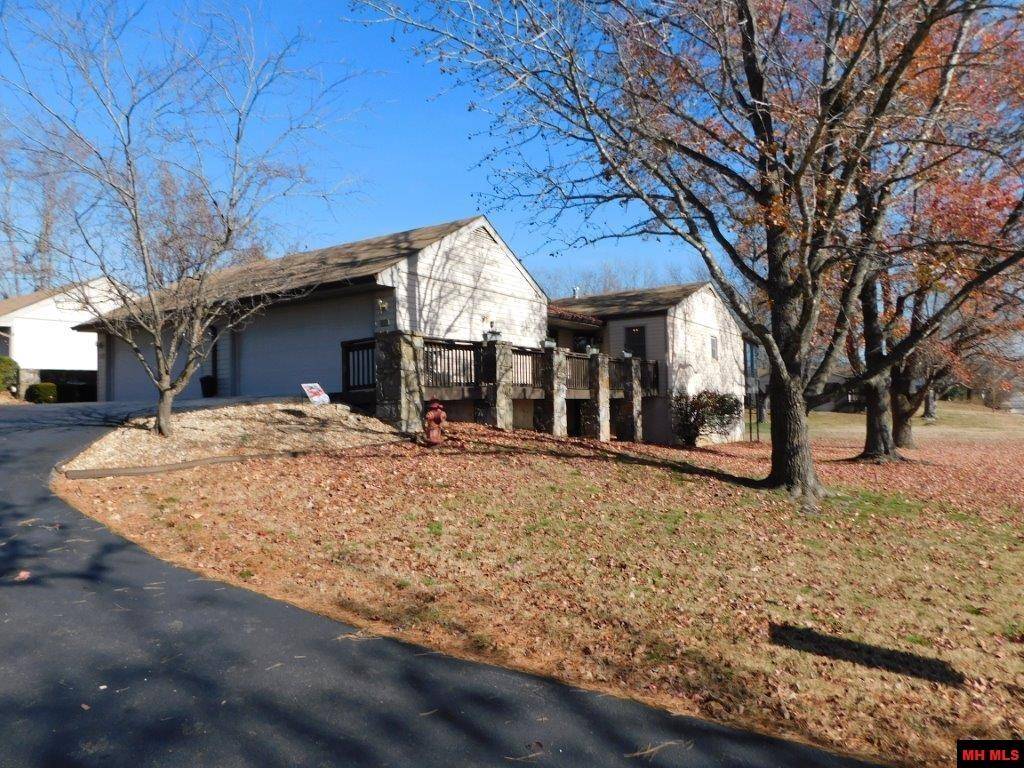 1500 POST OAK WAY, Mountain Home, AR 72653