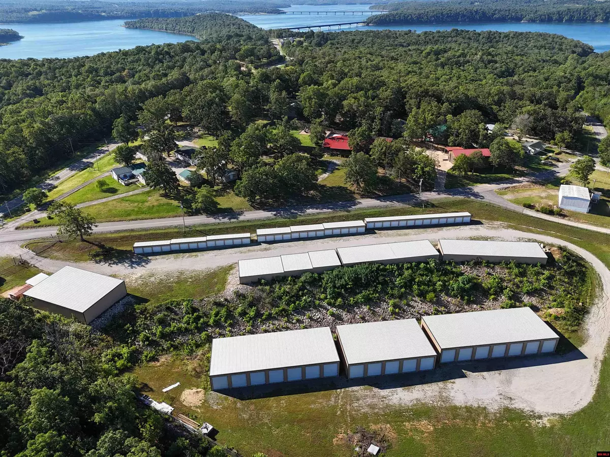 Gamaliel, AR 72537,3166 HWY 101 NORTH