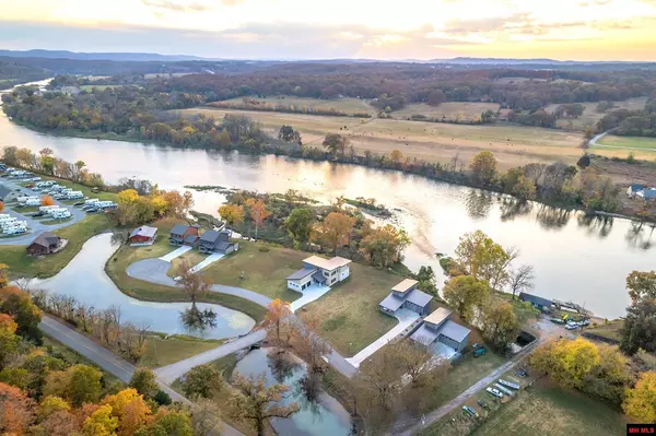 Cotter, AR 72626,004-04953-003 SOWBUG CIRCLE