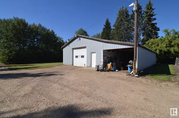 Rural Barrhead County, AB T7N 1N3,59225 Rge Rd 31