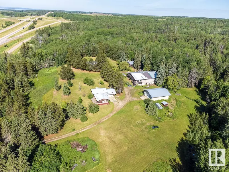 4012 Highway 16, Rural Parkland County, AB T0E 2K0