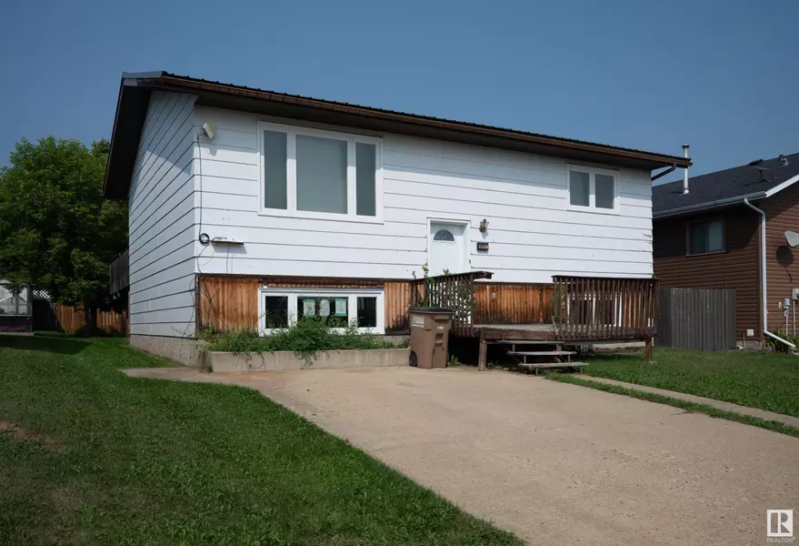 3203 45 AV, Athabasca Town, AB T9S 1P1