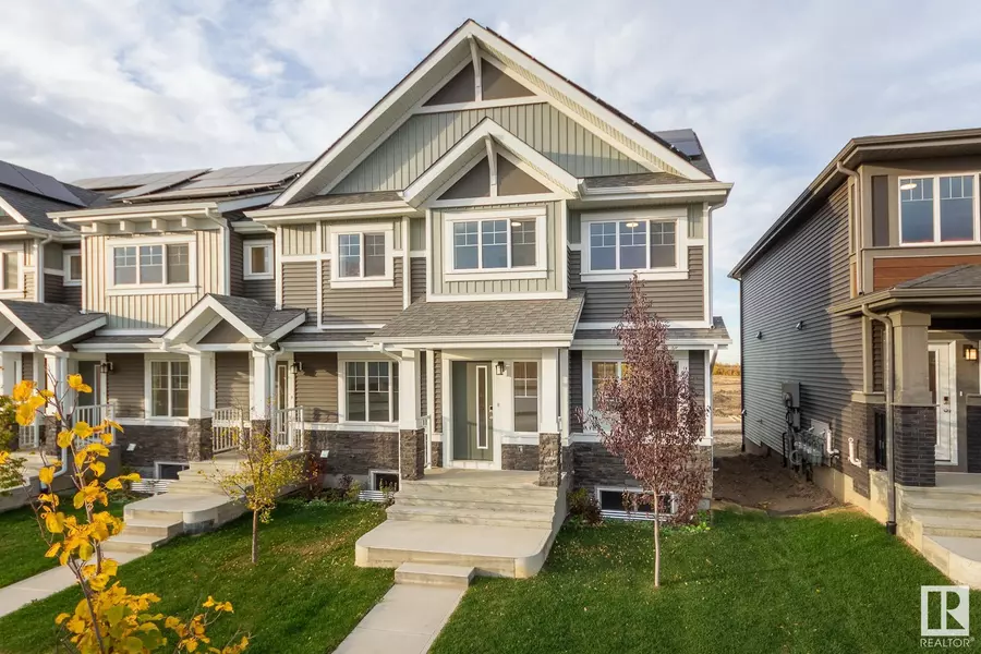 2452 TRUMPETER WY NW, Edmonton, AB T5S 0R9