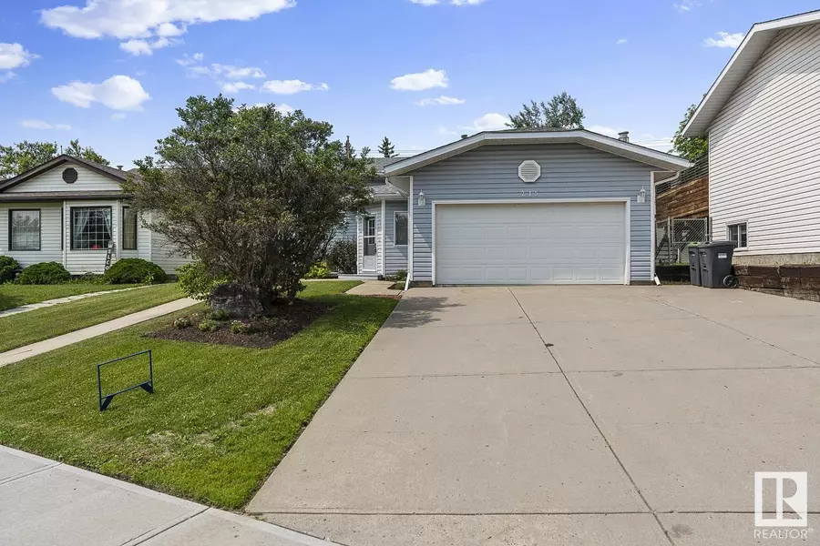 215 22 ST, Cold Lake, AB T9M 1E7