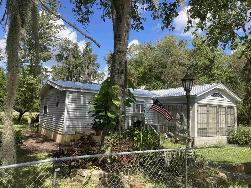 3272 State Road 207, Elkton, FL 32033